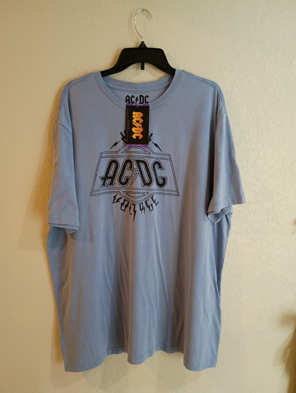 AC/DC High Voltage Men's Soft Light Blue Band Logo T-Shirt size XXL NWT